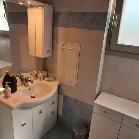 Sirene Alloggio Paola Con Vista E Piscina Comune Appartement *